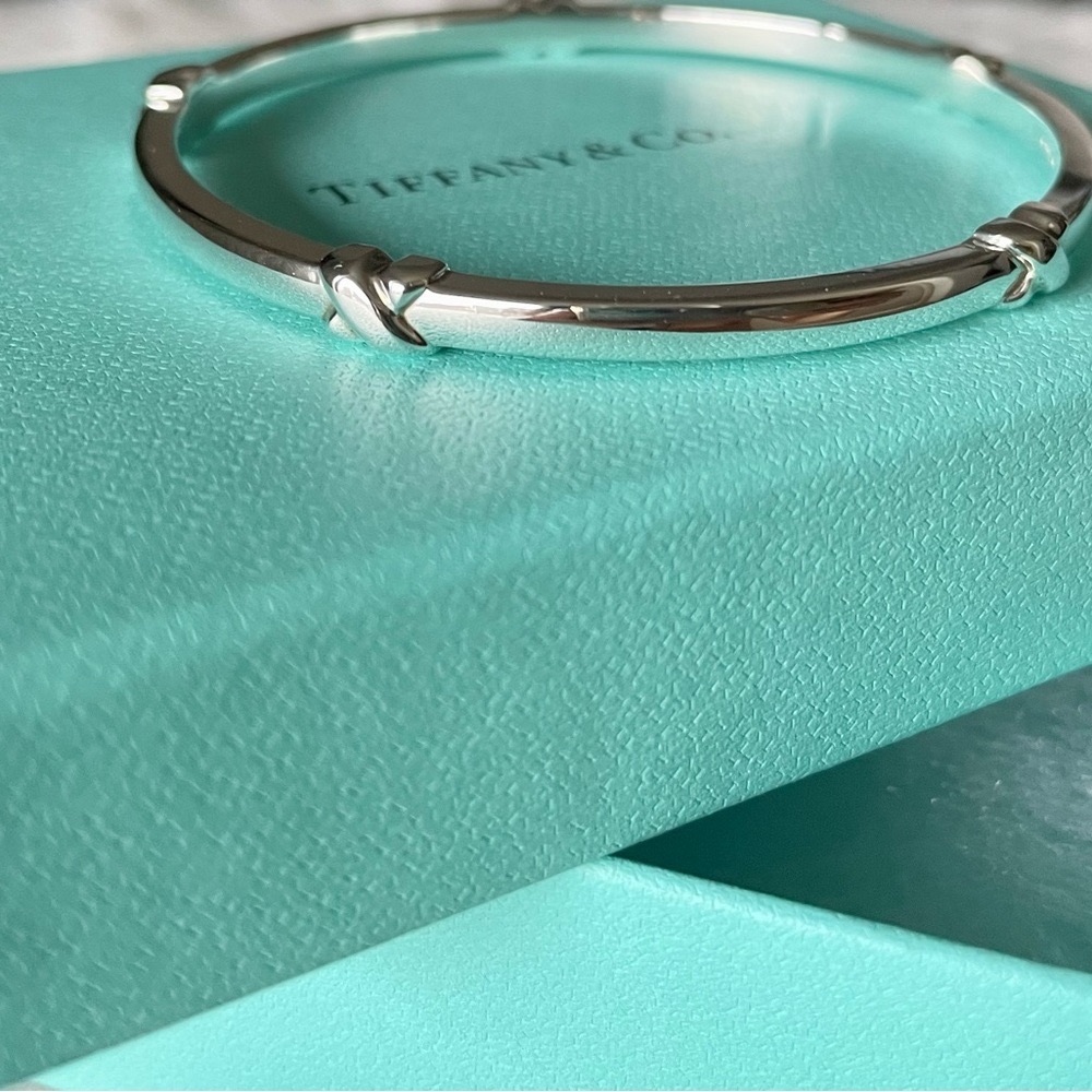 Tiffany and Co. Signature X Bangle - Picture 2 of 7